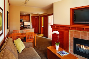 Lower Floor, Suite, 1 Bedroom