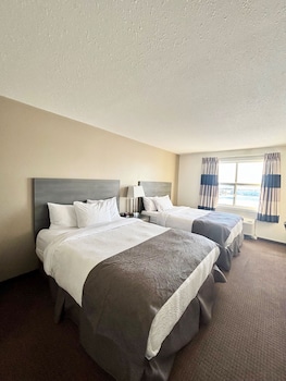 Room, 2 Queen Beds, Non Smoking (No Pets)