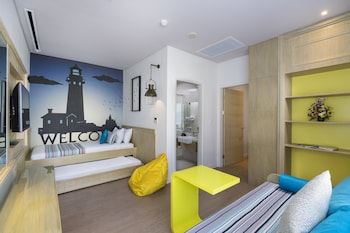 Junior Studio Suite, Garden View