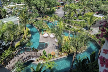 New Premiere Pool View