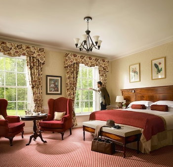 Deluxe Woodland View Room