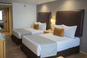 Standard Room, 2 Double Beds