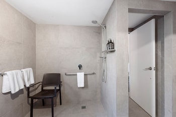 One Bedroom Unit (K)