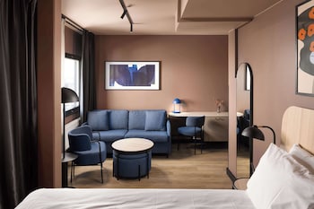 Family Room (Four)
