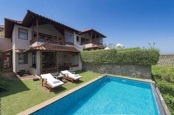 Deluxe Suite with Plunge Pool