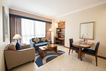 Suite, 1 Bedroom, City View (King Bed)