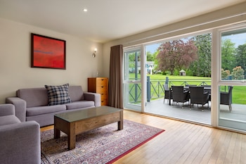 One Bedroom Lodge, Accessible
