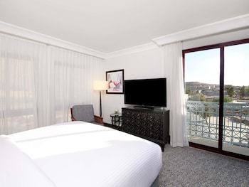 Suite, 1 King Bed