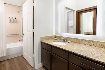 Suite, 1 Bedroom (Mobility Accessible, Tub)