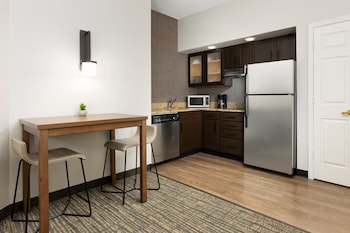 Suite, 1 Bedroom (Mobility Accessible, Tub)