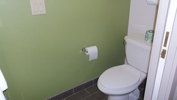 Standard Room, 2 Queen Beds, Non Smoking