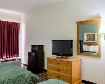 Standard Double Room, 2 Double Beds, Non Smoking