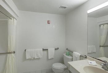 Deluxe Room, 2 Queen Beds, Non Smoking