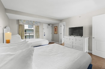 Ocean View Corner Suite