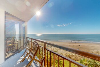 Condo, 1 Bedroom (Oceanfront 2 Queen)