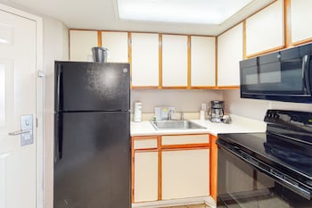 Condo, 1 Bedroom (Oceanfront 2 Queen)