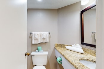 Room (Studio, King Bed, Oceanfront)