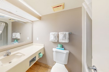 Condo, 1 Bedroom (Oceanfront 2 Queen)