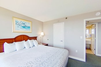 Condo, 1 Bedroom (Oceanfront 1 King)