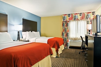 Standard Room, 2 Double Beds, Accessible (Comm, Accessible Tub)