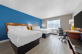 Standard Room, 2 Double Beds, Non Smoking