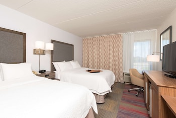 2 Queen Beds, Non Smoking, Room