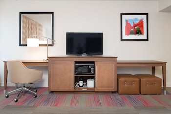 2 Queen Beds, Non Smoking, Room