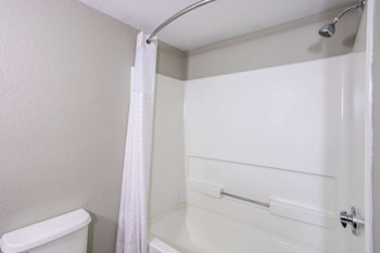 Room, 2 Queen Beds, Non Smoking