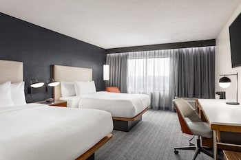 Room, 2 Queen Beds (Mobility/Hearing Accessible, Tub)