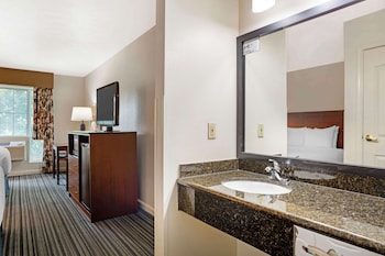 Standard Room, 2 Queen Beds, Non Smoking, Refrigerator & Microwave
