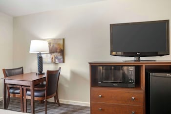 Standard Room, 2 Queen Beds, Non Smoking, Refrigerator & Microwave