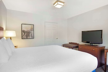 Suite, 1 King Bed, Non Smoking, Refrigerator & Microwave