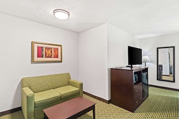 Suite, Multiple Beds, Accessible, Non Smoking