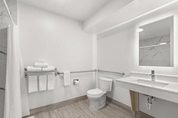 Room, 1 King Bed, Accessible, Non Smoking
