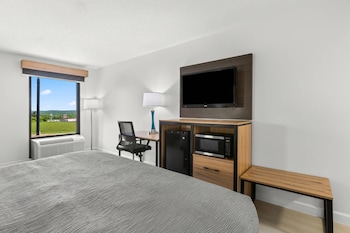 Standard Room, 1 King Bed, Non Smoking