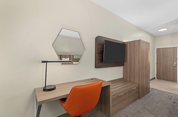 Standard Room, 1 King Bed (Communications)