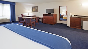 Standard Room, 1 King Bed with Sofa bed (Extra Floor Space)