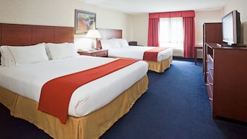 Standard Room, 2 Queen Beds, Roll-in Shower (Mobility)