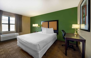 Standard Room, 1 King Bed, Non Smoking