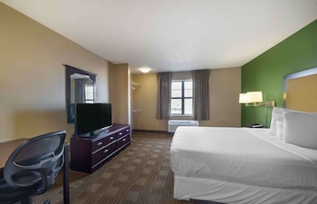 Standard Room, 1 King Bed, Non Smoking
