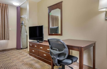 Studio, 1 Queen Bed, Accessible, Non Smoking