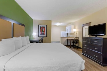 Studio, 1 Queen Bed, Non Smoking