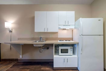 Studio, Mobility Accessible (One King Bed, Non-smoking)