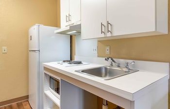 Studio, 1 Queen Bed, Accessible, Non Smoking