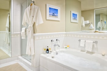 Suite, One King Bed, Strand Ocean Front