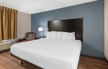 Studio, 1 King Bed, Non Smoking