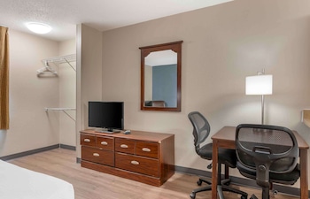 Studio, 1 Queen Bed, Accessible, Non Smoking
