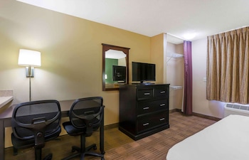 Studio, 1 Queen Bed, Non Smoking