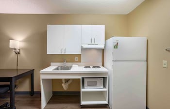 Studio, 1 Queen Bed, Accessible, Non Smoking