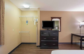 Studio, 1 Queen Bed, Accessible, Non Smoking